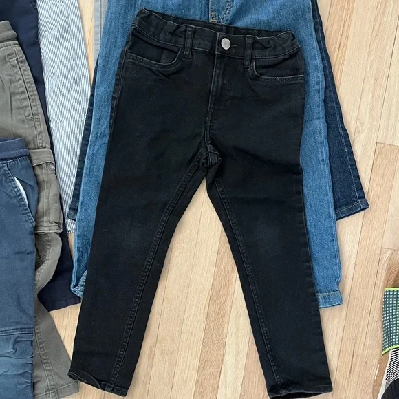 Kids Bottoms Bundle (4-5 y) Jeans, Canvas Pants, Linen Pants - Picture 3 of 11